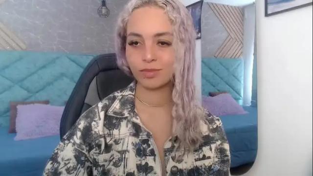 Image 7 of catalina_clark Stream on Chaturbate on 1 month ago
