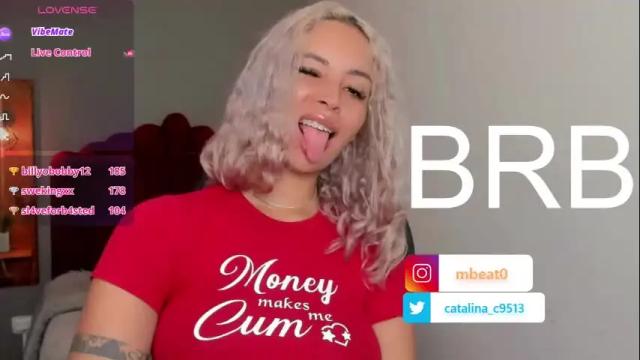 Image 10 of catalina_clark Stream on Chaturbate on 1 month ago