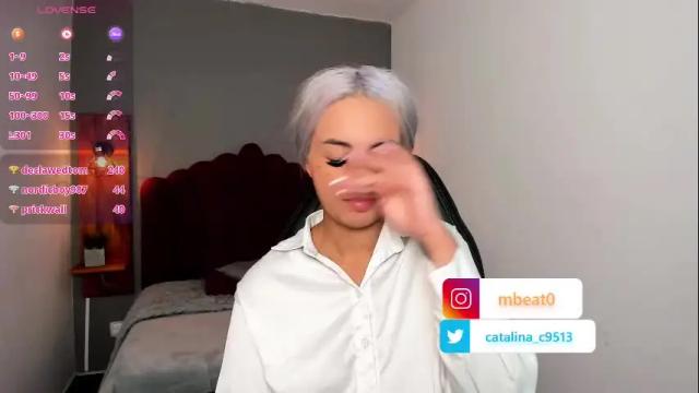 Image 12 of catalina_clark Stream on Chaturbate on 11 days ago