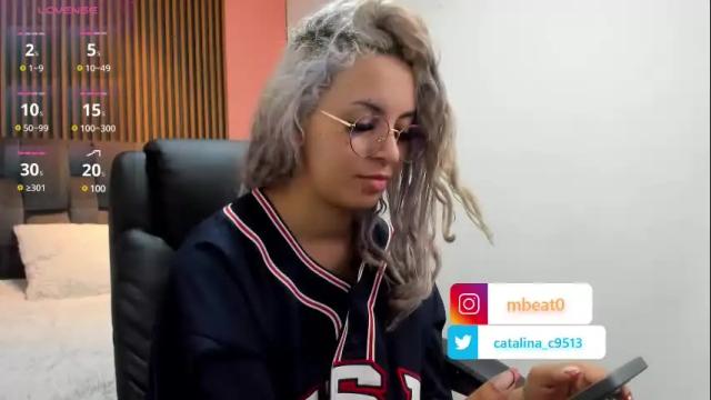 Image 11 of catalina_clark Stream on Chaturbate on 11 days ago