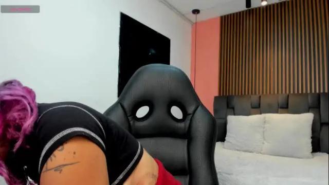 Image 12 of catalina_clark Stream on Chaturbate on 1 month ago