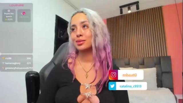 Image 6 of catalina_clark Stream on Chaturbate on 1 month ago