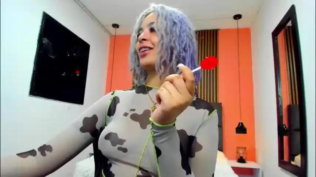 Thumbnail 1, catalina_clark's Stream at Chaturbate, 10 hours ago