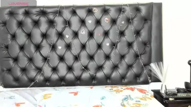 Image 10 of catalina_fer Stream on Chaturbate on 15 months ago