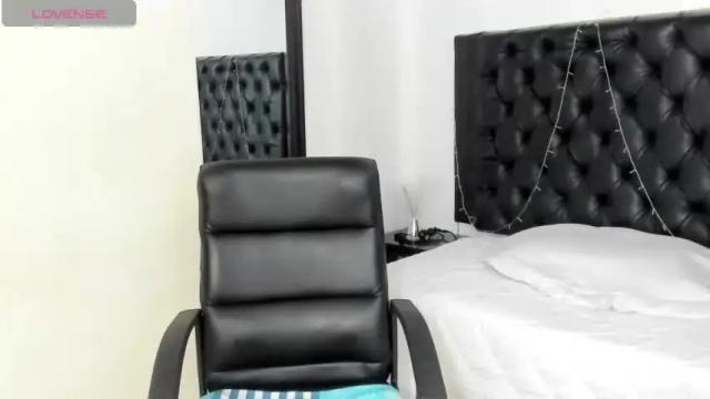 Image 3 of catalina_fer Stream on Chaturbate on 14 months ago