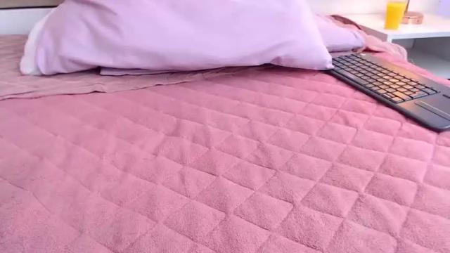 Image 11 of catalina_js Stream on Chaturbate on 19 months ago