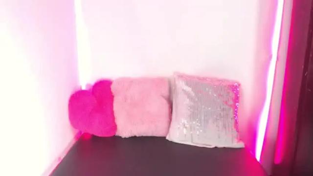 Image 3 of catalina_key Stream on Chaturbate on 26 months ago