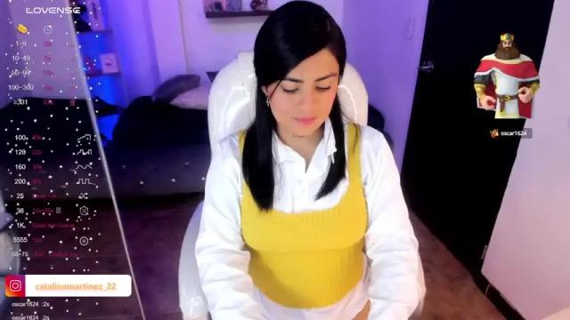 Image 4 of catalina_naughtyy Stream on Chaturbate on 13 months ago