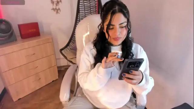 Image 3 of catalina_naughtyy Stream on Chaturbate on 11 days ago
