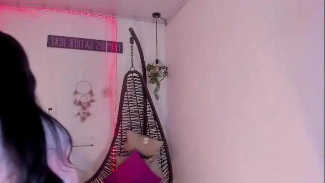 Image 11 of catalina_naughtyy Stream on Chaturbate on 1 month ago