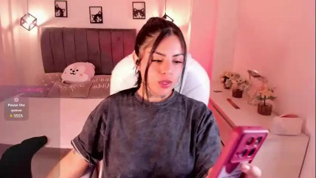 Image 3 of catalina_naughtyy Stream on Chaturbate on 1 month ago