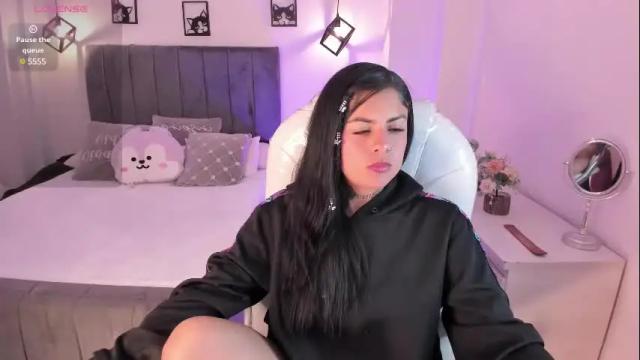 Image 10 of catalina_naughtyy Stream on Chaturbate on 25 days ago