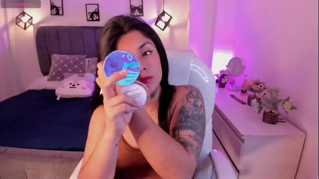 Image 2 of catalina_naughtyy Stream on Chaturbate on 17 days ago