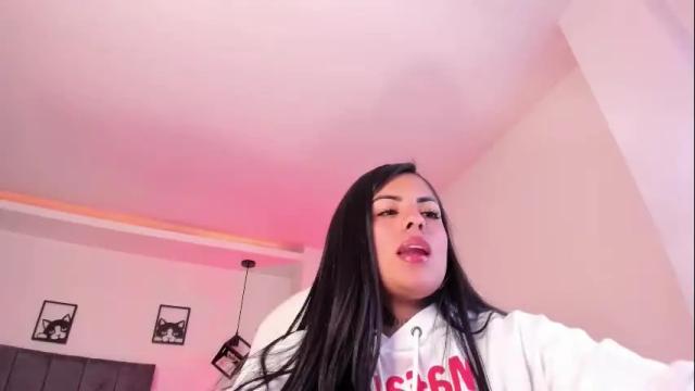 Image 12 of catalina_naughtyy Stream on Chaturbate on 15 days ago