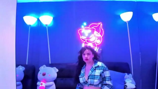 Image 6 of catalinaa_torres Stream on Chaturbate on 15 months ago