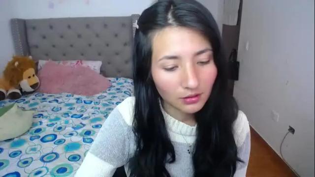 Image 2 of catalinahounn Stream on Chaturbate on 2 months ago