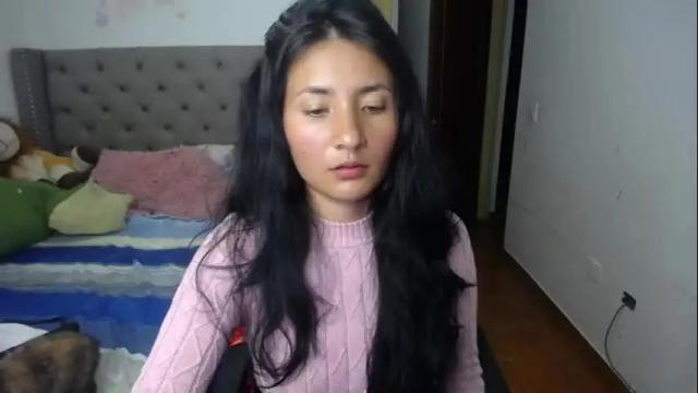 Image 2 of catalinahounn Stream on Chaturbate on 2 months ago