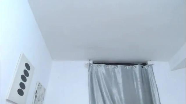 Image 11 of catalinakane Stream on Chaturbate on 4 months ago