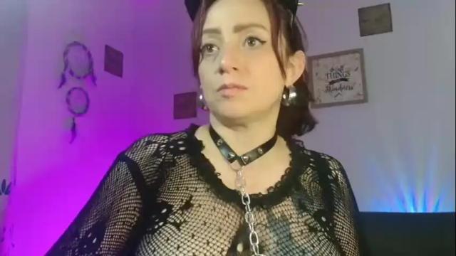 Image 12 of catalinamommyx Stream on Chaturbate on 1 month ago