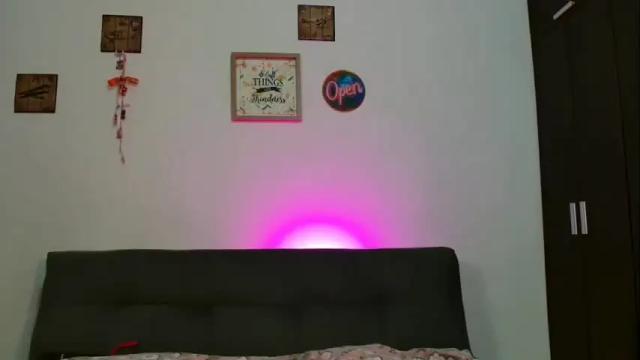Image 7 of catalinamommyx Stream on Chaturbate on 1 month ago