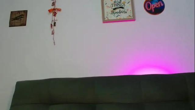 Image 7 of catalinamommyx Stream on Chaturbate on 1 month ago