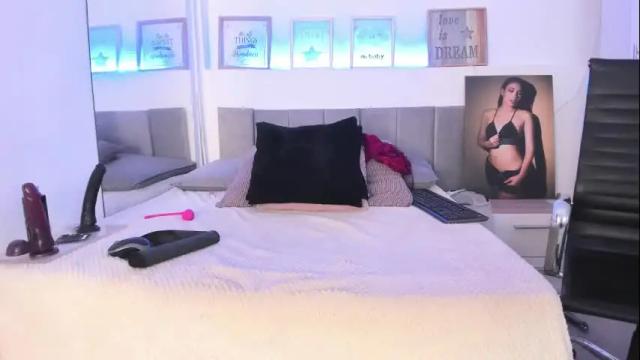 Image 12 of catalinamuss_ Stream on Chaturbate on 1 month ago