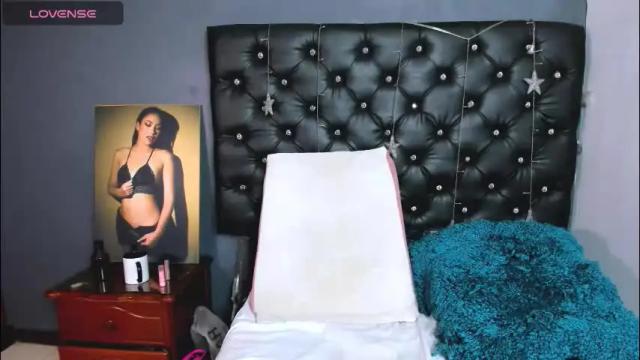 Image 7 of catalinamuss_ Stream on Chaturbate on 15 days ago