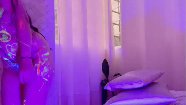 Image 4 of catalinnathompson Stream on Chaturbate on 2 months ago