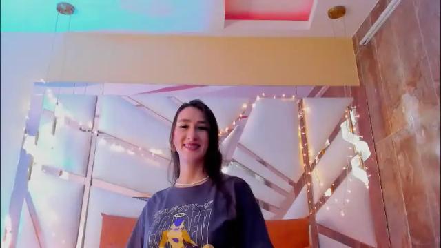 Image 2 of catalinnathompson Stream on Chaturbate on 25 days ago