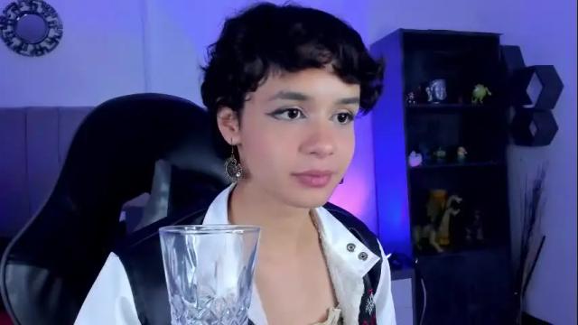 Image 12 of catarsiss_moon Stream on Chaturbate on 8 days ago