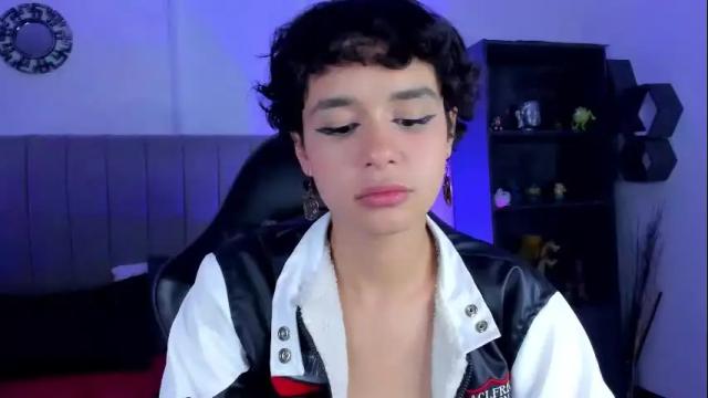 Image 7 of catarsiss_moon Stream on Chaturbate on 8 days ago