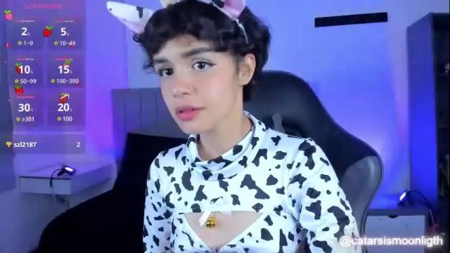 Image 4 of catarsiss_moon Stream on Chaturbate on 3 days ago