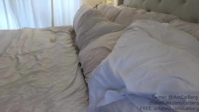 Image 6 of catberg Stream on Chaturbate on 18 months ago
