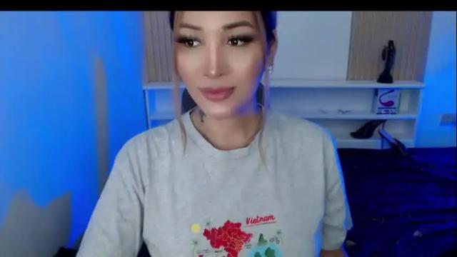 Image 2 of cathalea_toni Stream on Chaturbate on 4 months ago