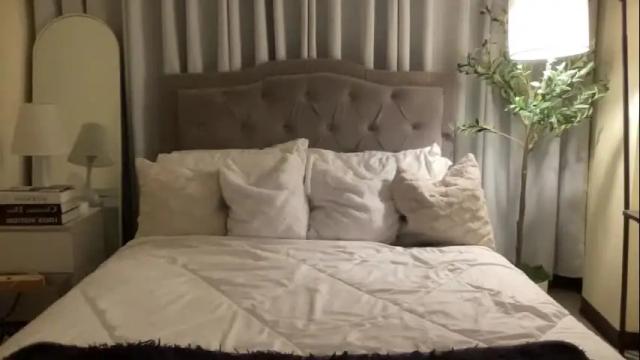 Image 3 of cathalina_goddess Stream on Chaturbate on 1 month ago