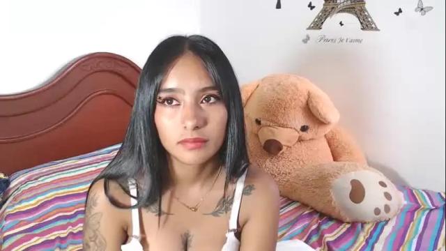 Image 10 of catherinaa_ Stream on Chaturbate on 25 months ago