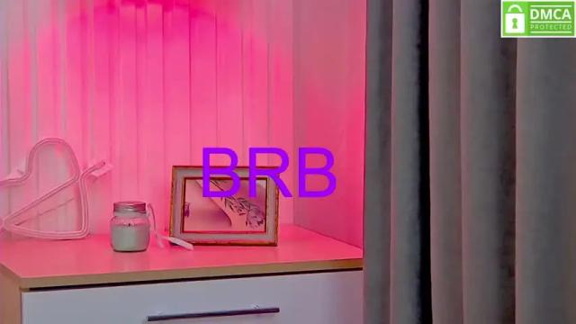 Image 10 of catherinebanks Stream on Chaturbate on 17 months ago