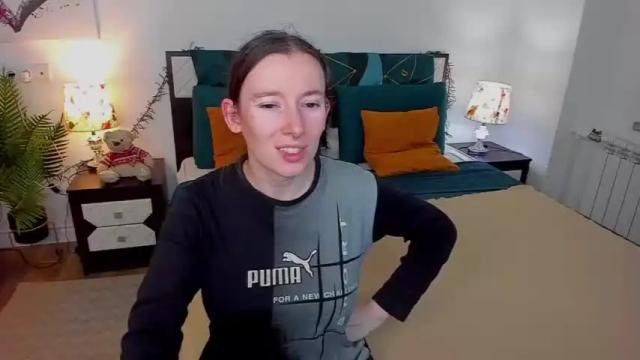 Image 10 of catherinewalls Stream on Chaturbate on 12 months ago