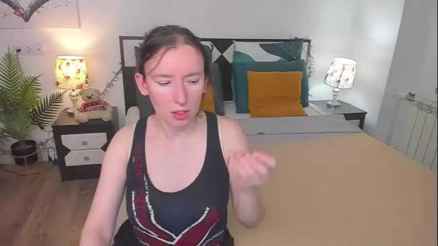 Image 2 of catherinewalls Stream on Chaturbate on 2 months ago