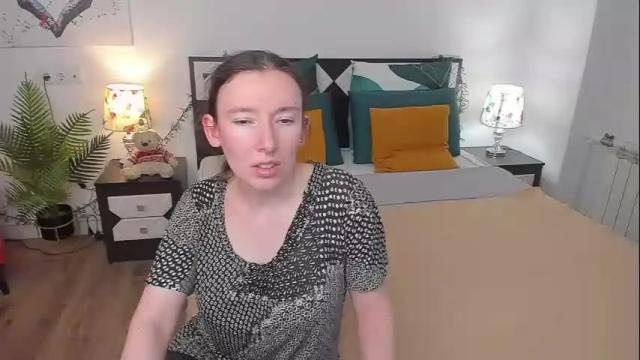 Image 3 of catherinewalls Stream on Chaturbate on 1 month ago
