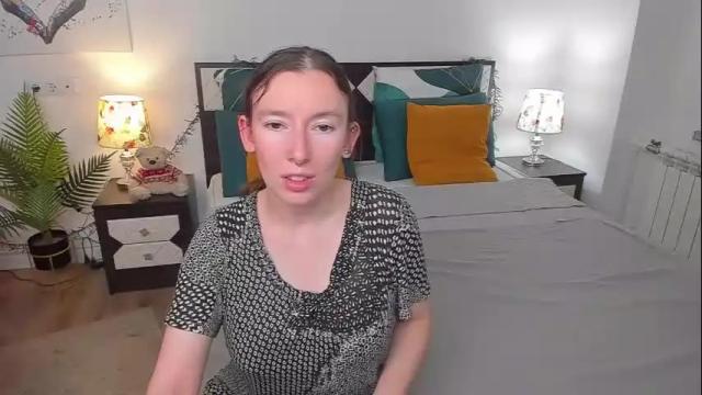 Image 2 of catherinewalls Stream on Chaturbate on 1 month ago