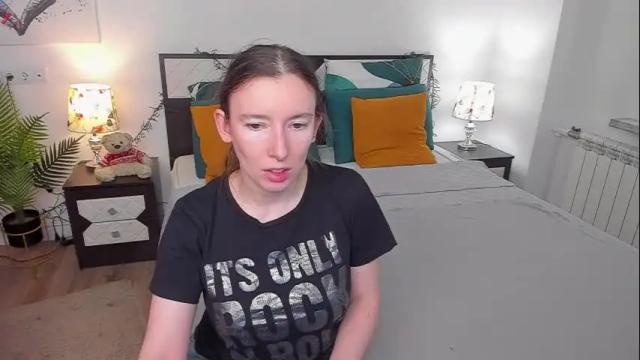Image 10 of catherinewalls Stream on Chaturbate on 1 month ago