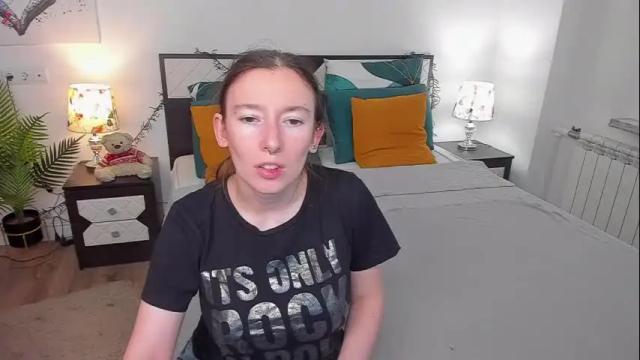 Image 11 of catherinewalls Stream on Chaturbate on 1 month ago