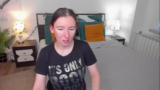 Image 6 of catherinewalls Stream on Chaturbate on 1 month ago
