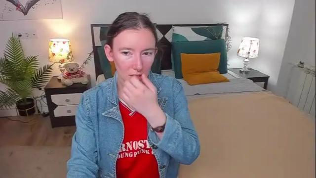 Image 7 of catherinewalls Stream on Chaturbate on 4 days ago