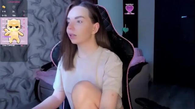 Image 2 of catisuwildcat Stream on Chaturbate on 3 days ago