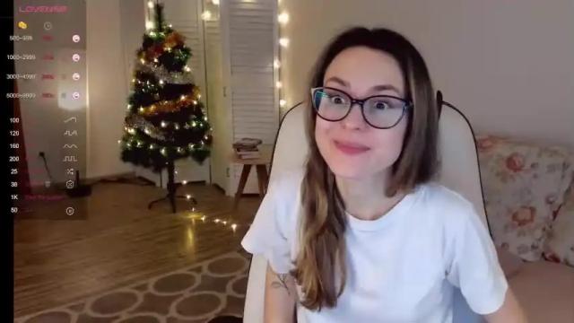 Image 3 of catrin_dene Stream on Chaturbate on 15 months ago