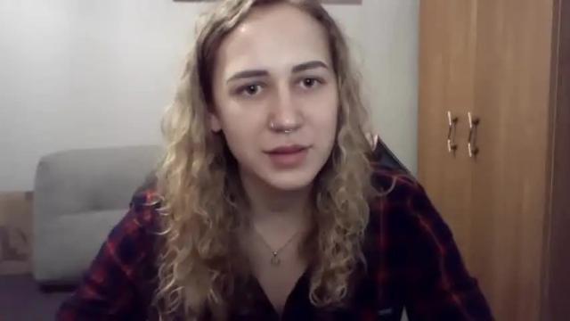 Image 2 of catrinbeauty Stream on Chaturbate on 15 months ago