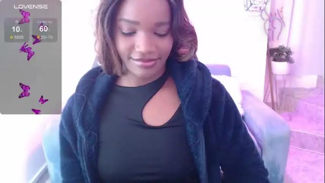 Image 6 of cattalheya Stream on Chaturbate on 24 days ago