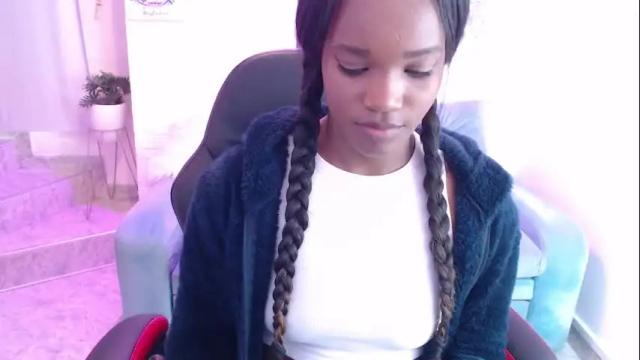 Image 2 of cattalheya Stream on Chaturbate on 8 days ago